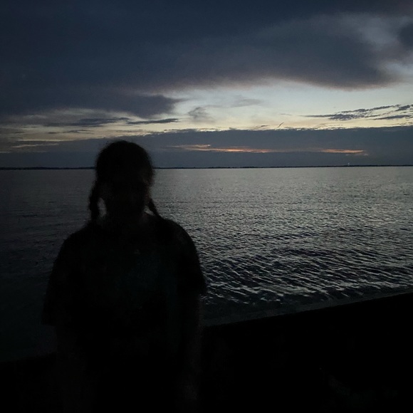 Meet your Posher, Myia - Picture 1 of 3